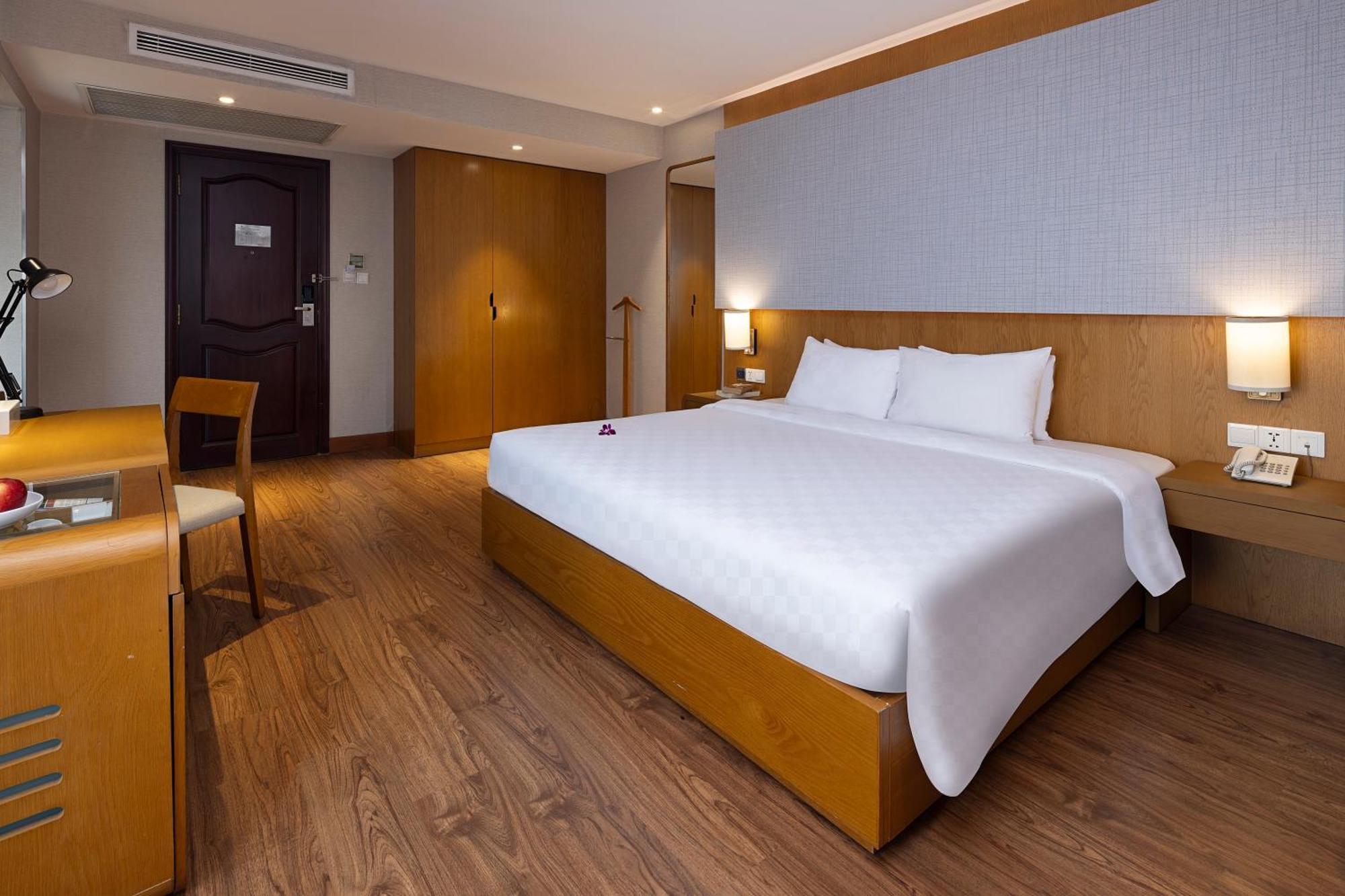 הו צ'י מין סיטי Harmony Saigon Hotel & Spa מראה חיצוני תמונה