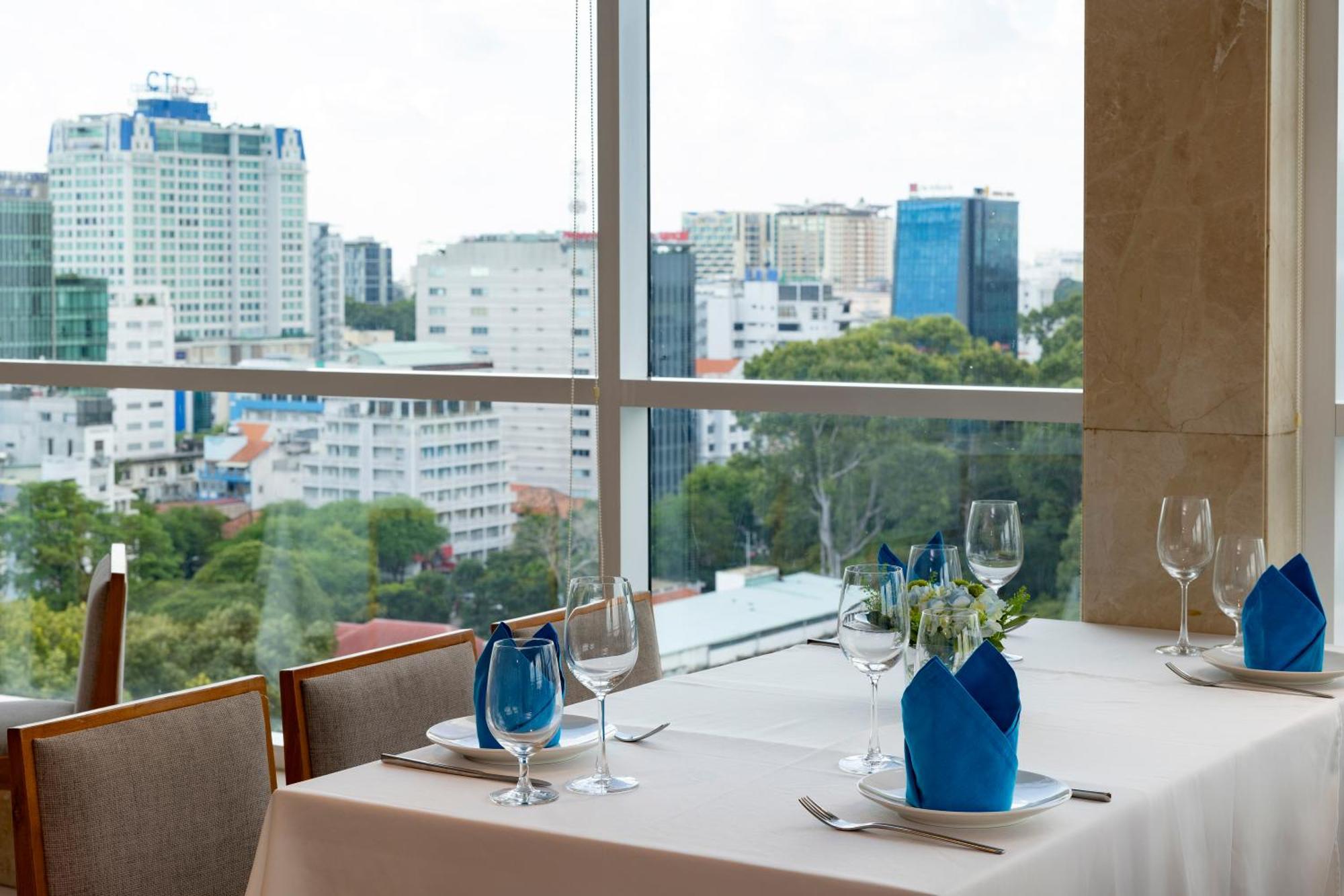 הו צ'י מין סיטי Harmony Saigon Hotel & Spa מראה חיצוני תמונה