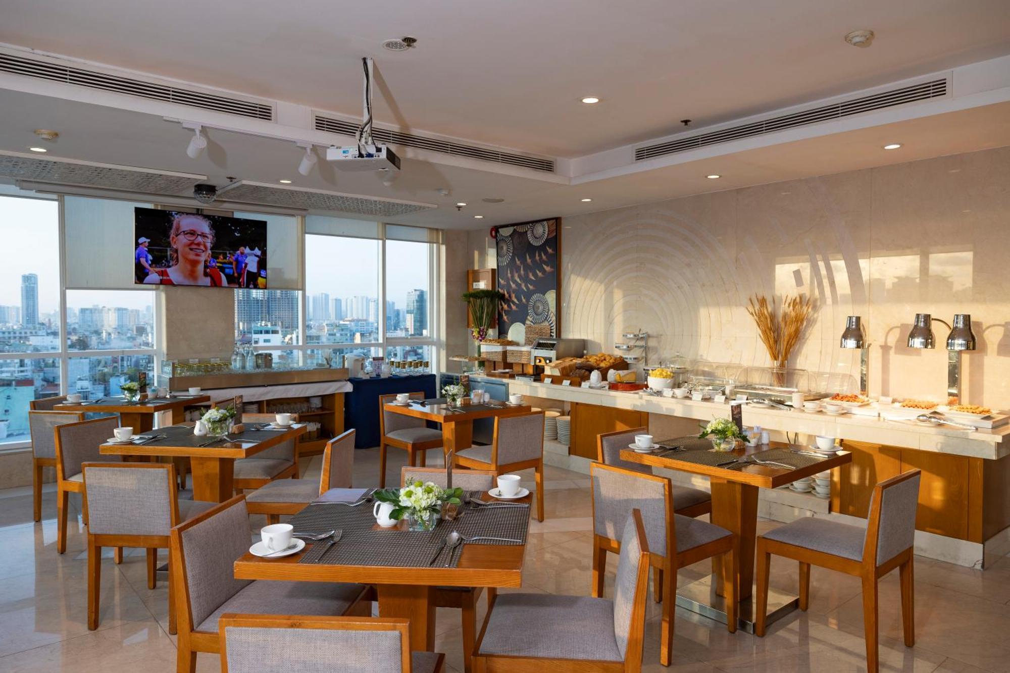 הו צ'י מין סיטי Harmony Saigon Hotel & Spa מראה חיצוני תמונה