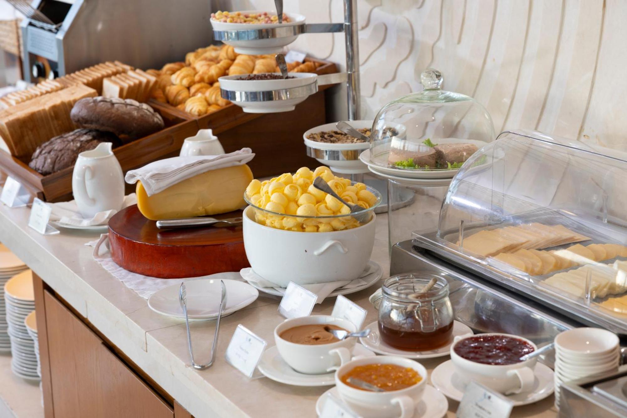 הו צ'י מין סיטי Harmony Saigon Hotel & Spa מראה חיצוני תמונה