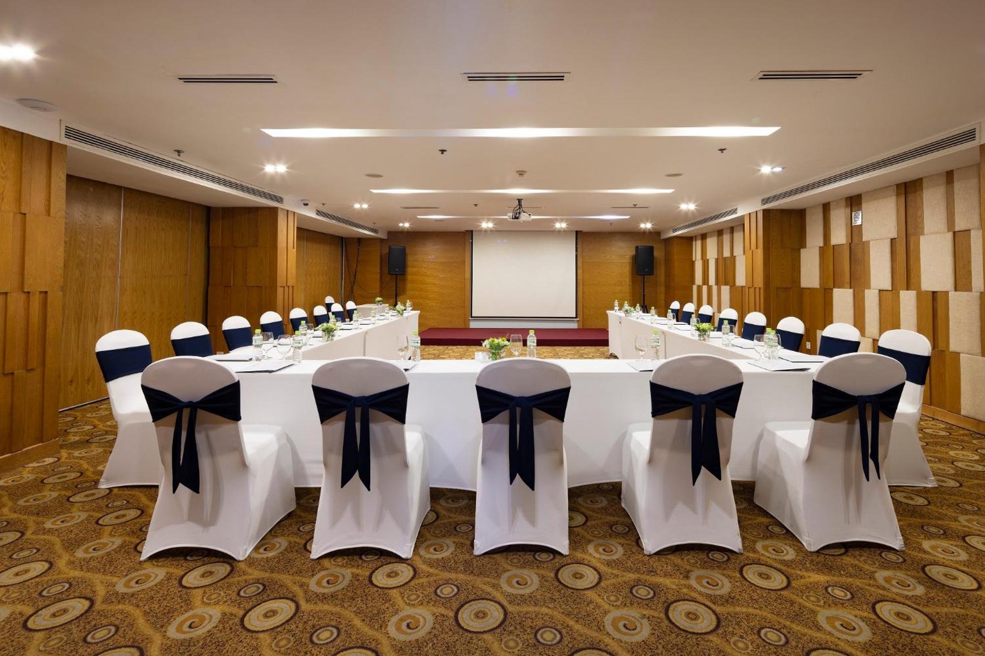 הו צ'י מין סיטי Harmony Saigon Hotel & Spa מראה חיצוני תמונה